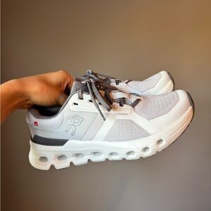 On Cloudrunner 2 Shoes